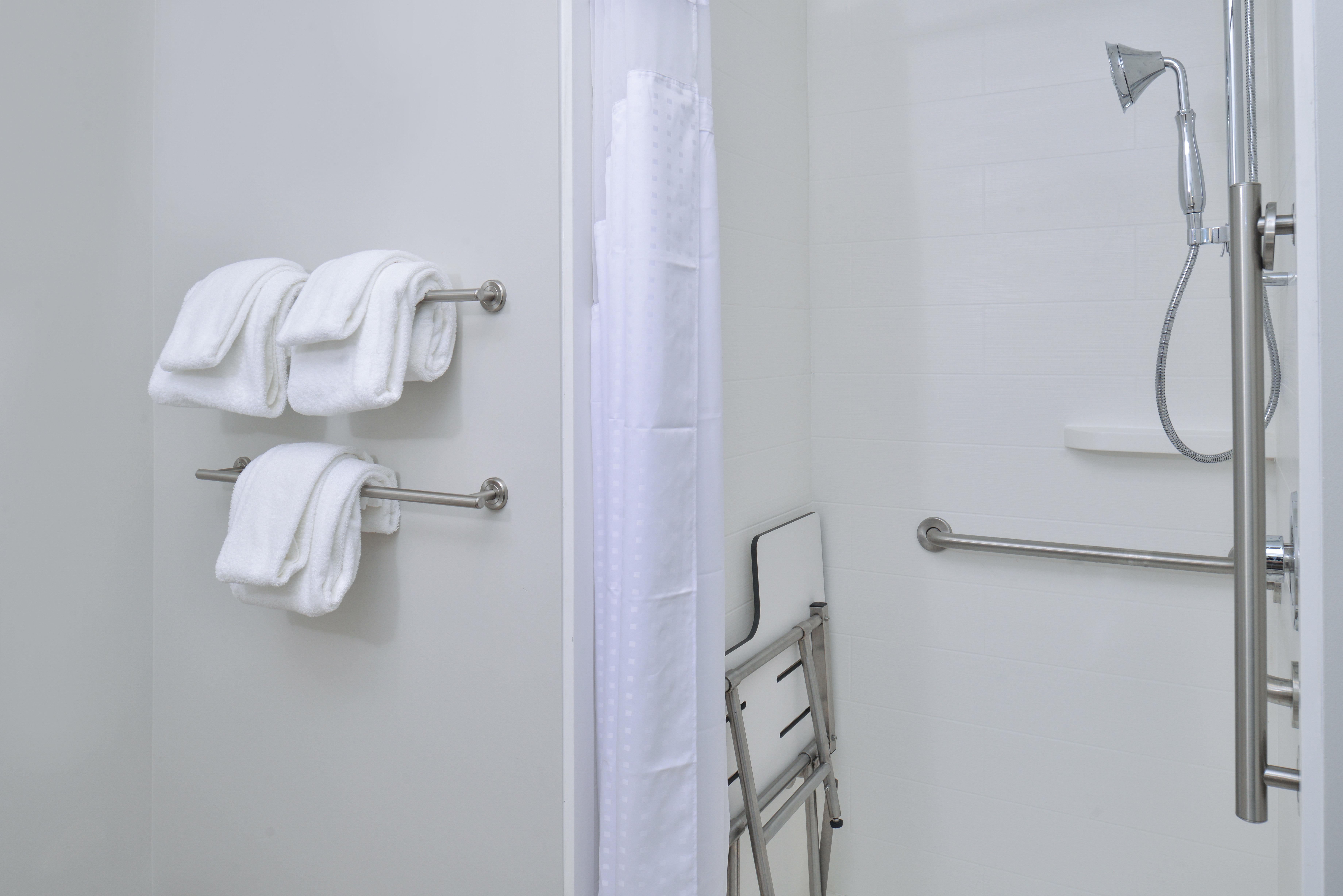 Holiday Inn Express & Suites Farmington Hills - Detroit By Ihg Extérieur photo