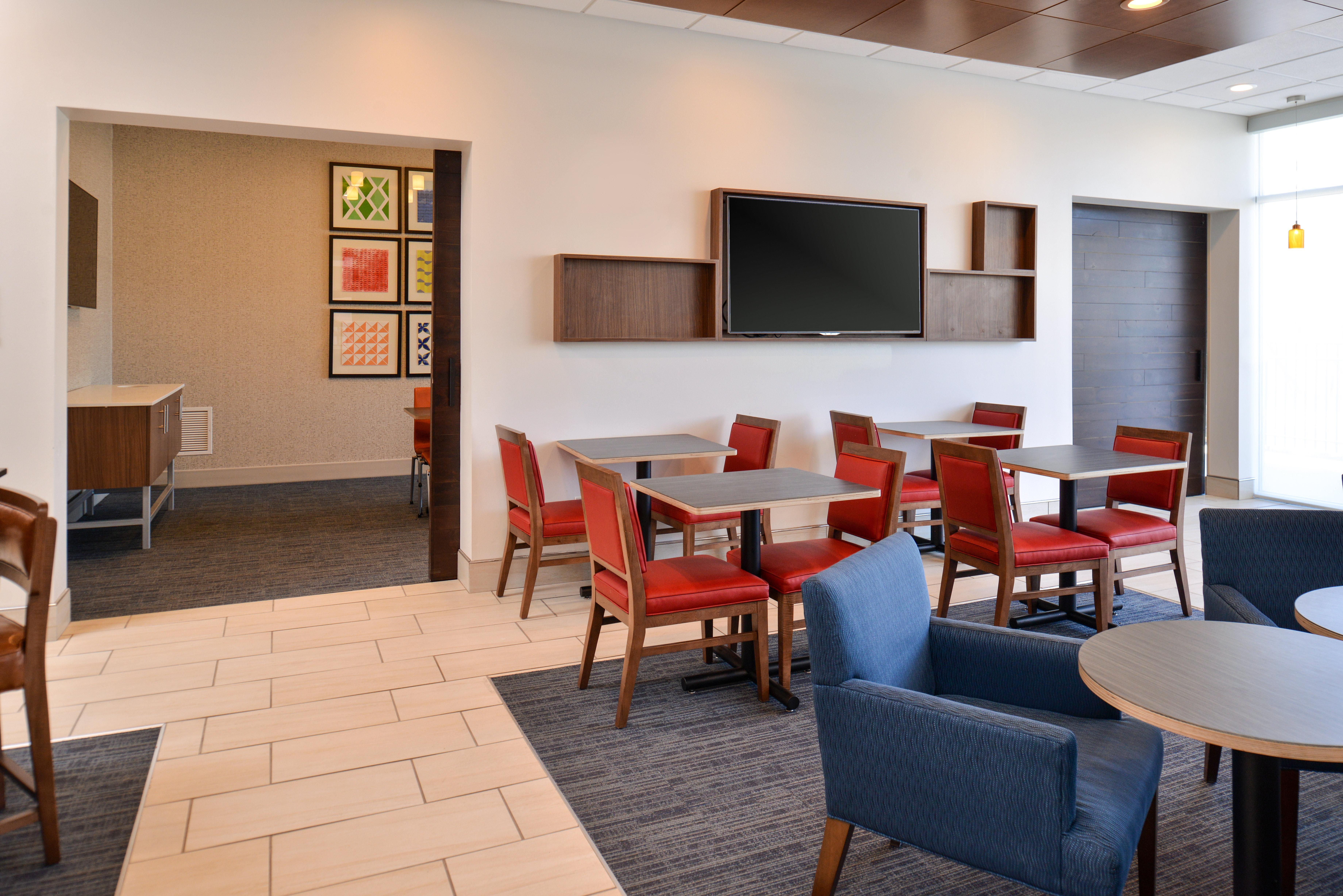 Holiday Inn Express & Suites Farmington Hills - Detroit By Ihg Extérieur photo