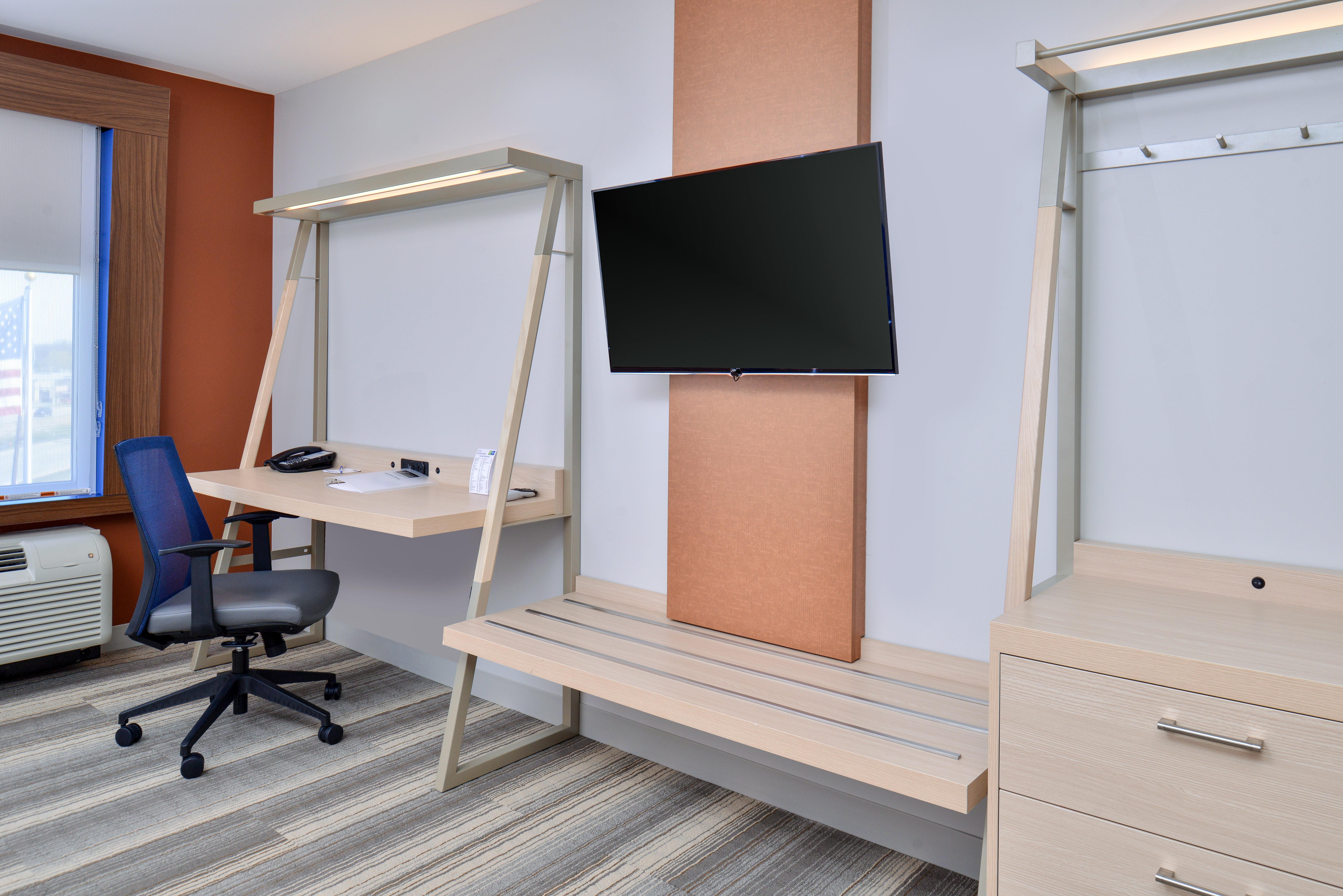 Holiday Inn Express & Suites Farmington Hills - Detroit By Ihg Extérieur photo