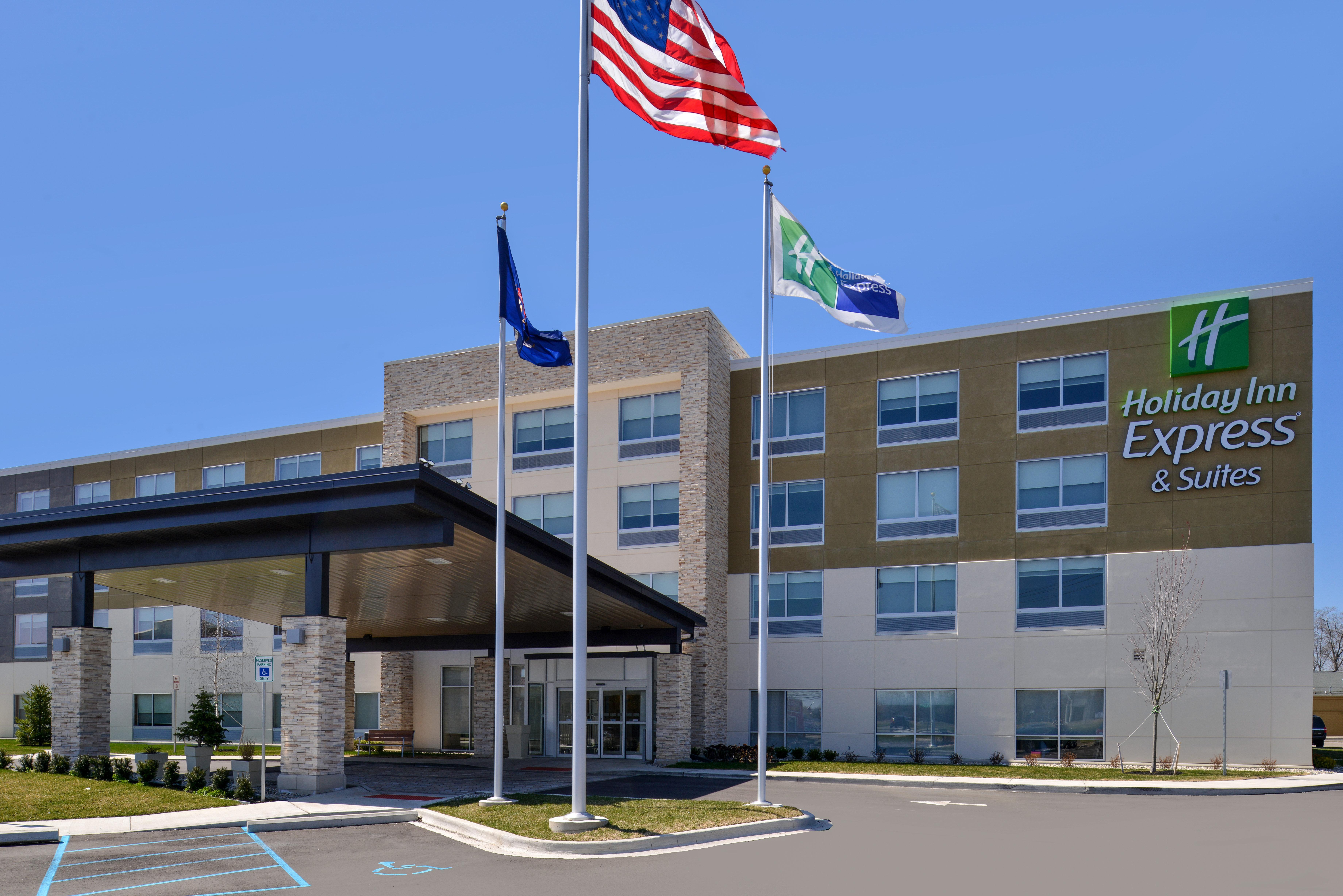Holiday Inn Express & Suites Farmington Hills - Detroit By Ihg Extérieur photo